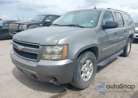 2007 Chevrolet Suburban 1500 Ls z USA, uszkodzony, nr VIN 1GNFC16017R230111